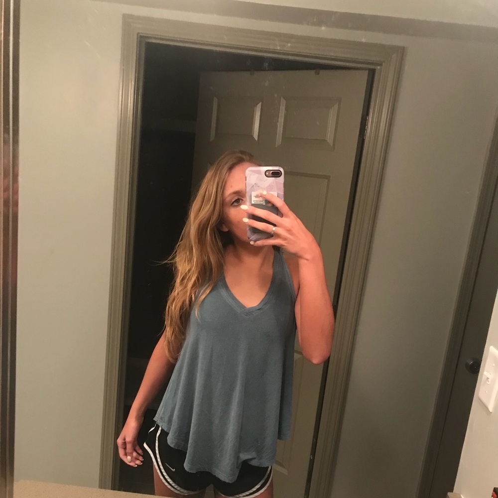 tourqouise v-neck tank top by white crow!